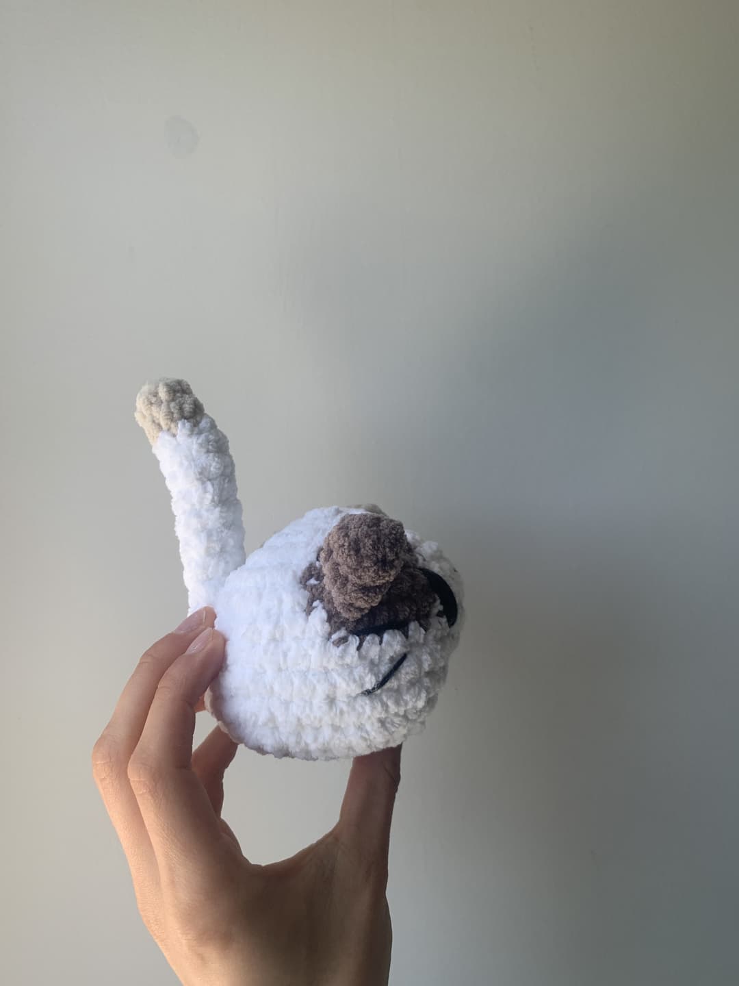 Image 6 de la variante Chat blanc + taupe + beige 