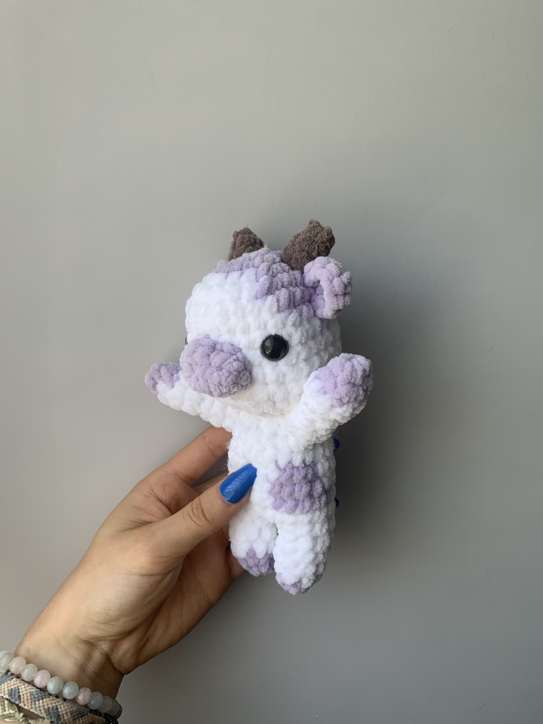 Image 2 de la variante Vache lilas et blanche 