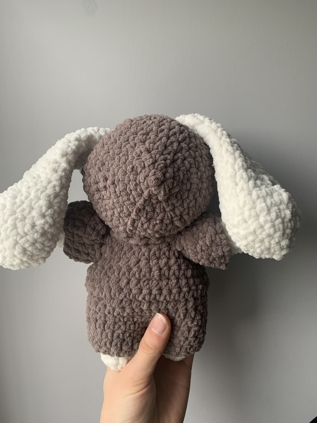 Image 4 de la variante Lapin blanc et combi marron