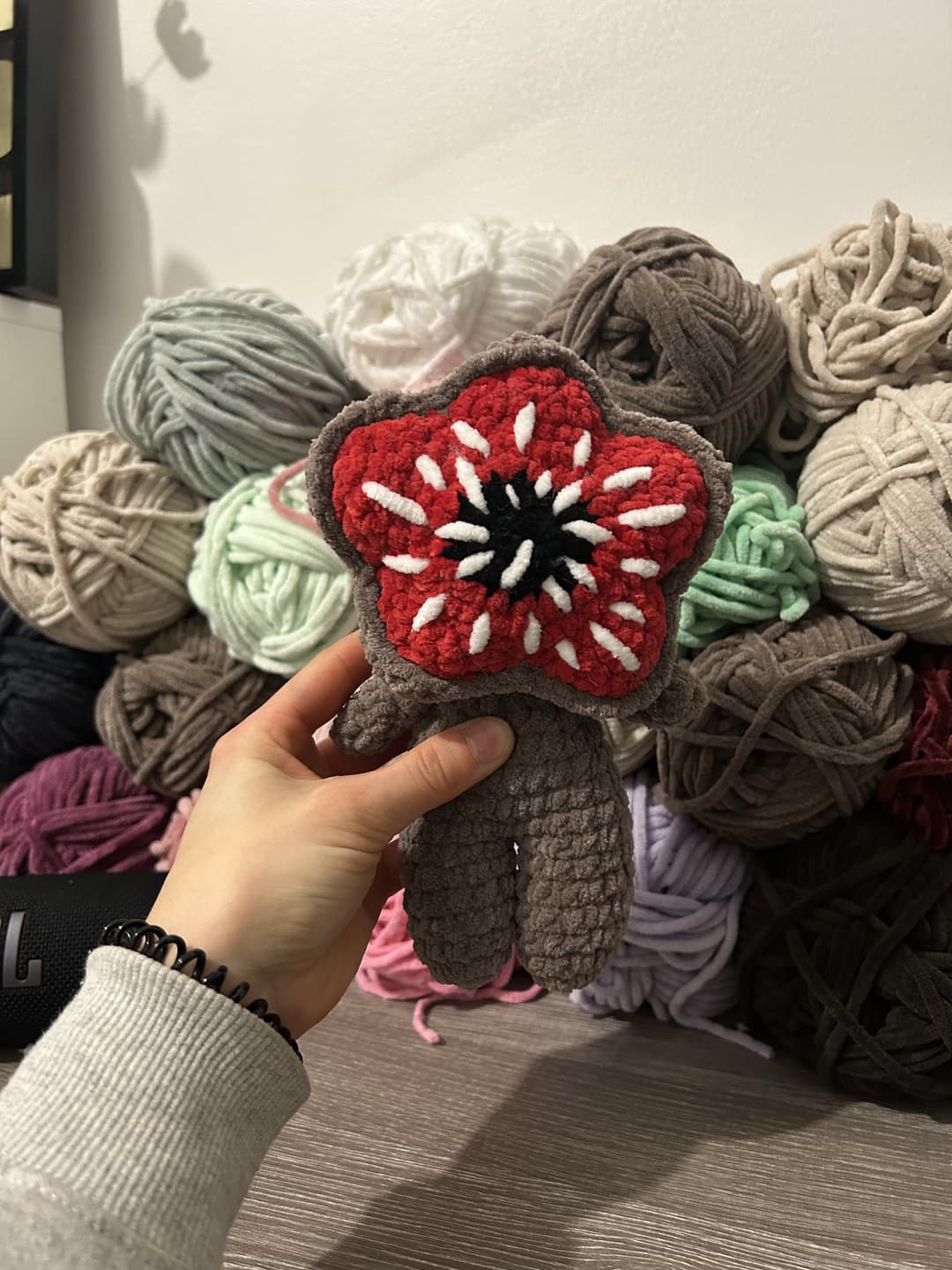 Image 1 de la variante Taupe et rouge 