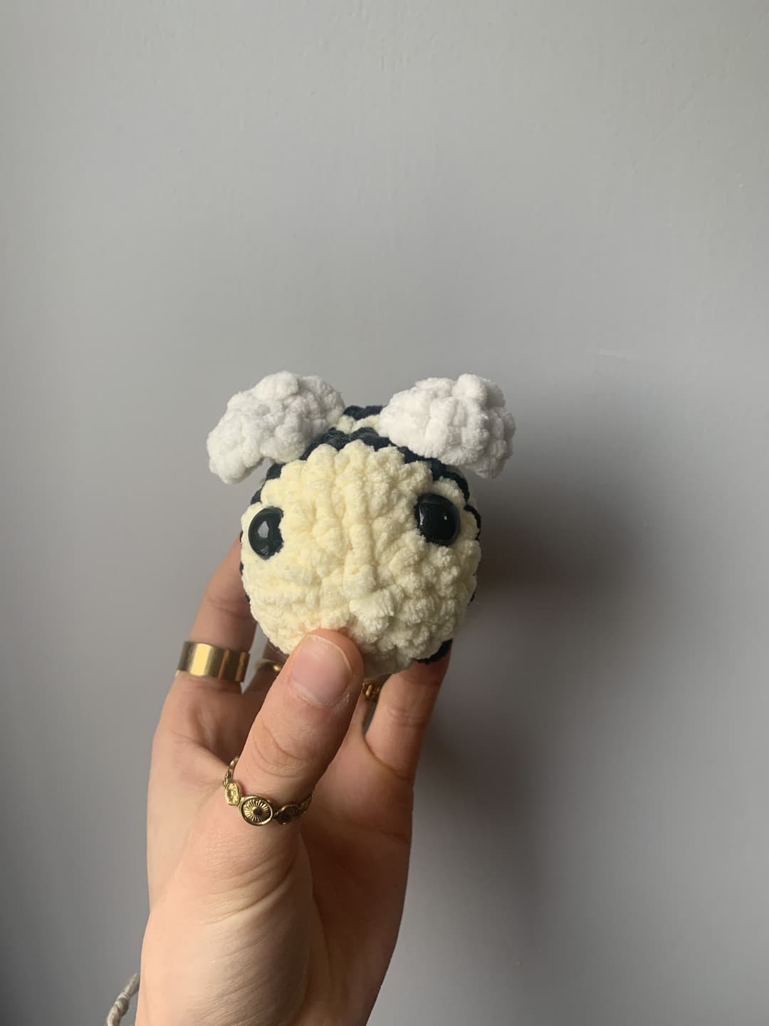 Image 2 de la variante Abeille jaune + noir